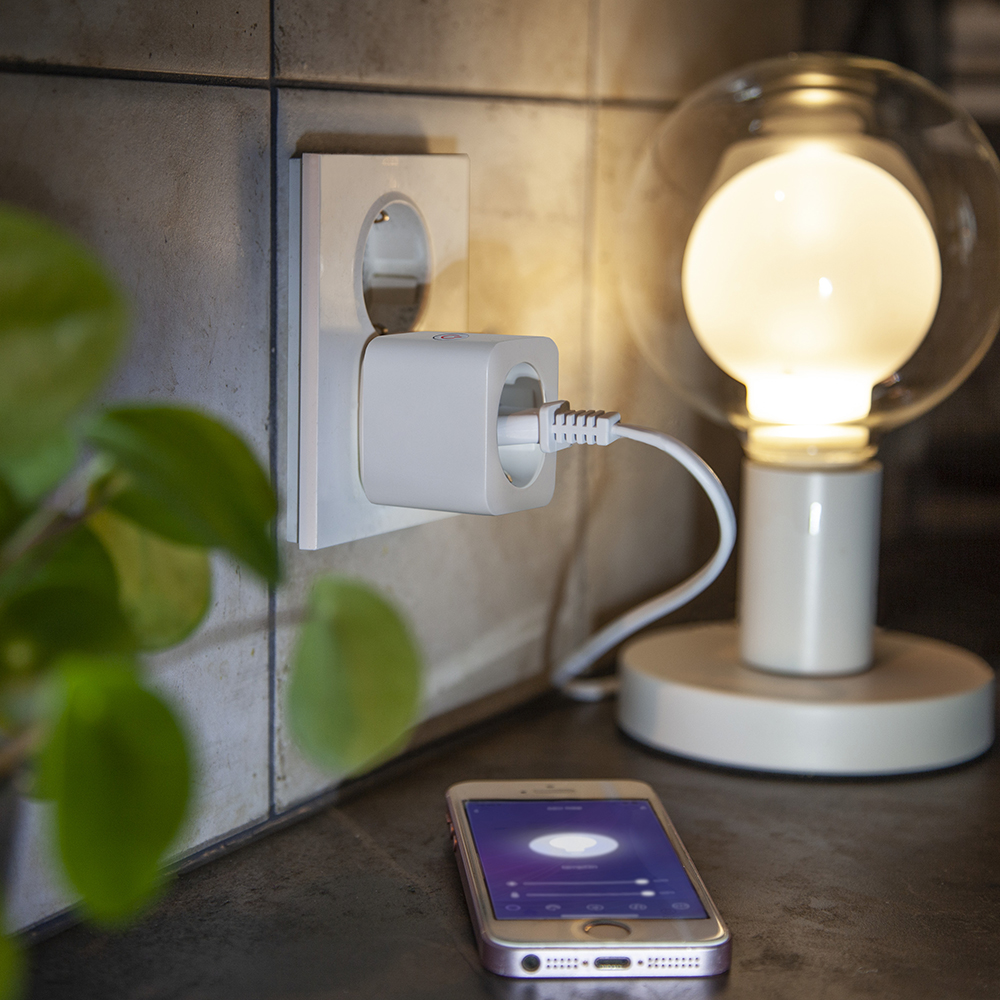 Tillbehör Star Trading Smart Plug