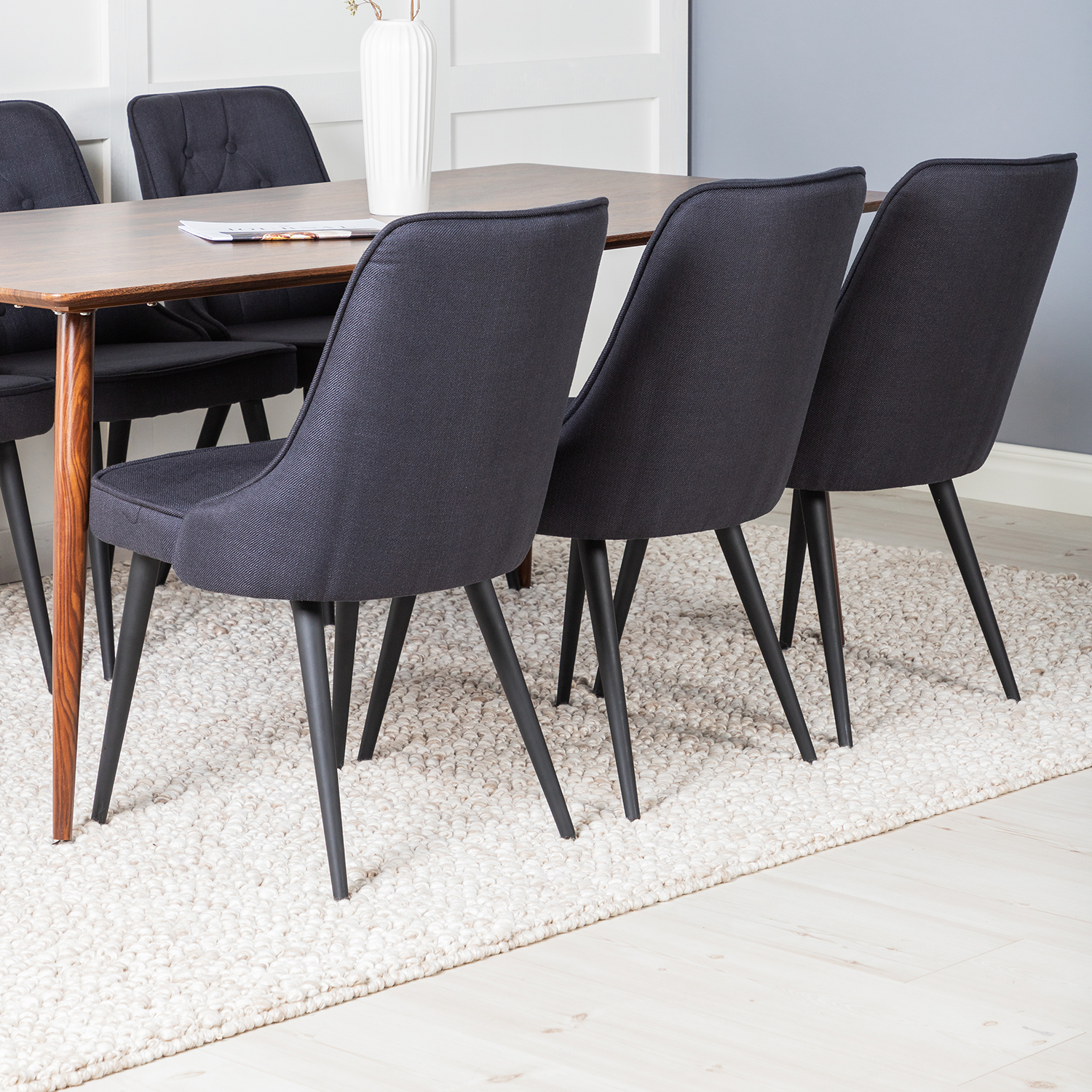Matgrupp Venture Home Pobbie med 6 Vera Stolar Polyestertyg