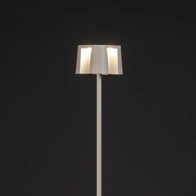 Golvlampa Gnosjö Konstsmide Nice USB