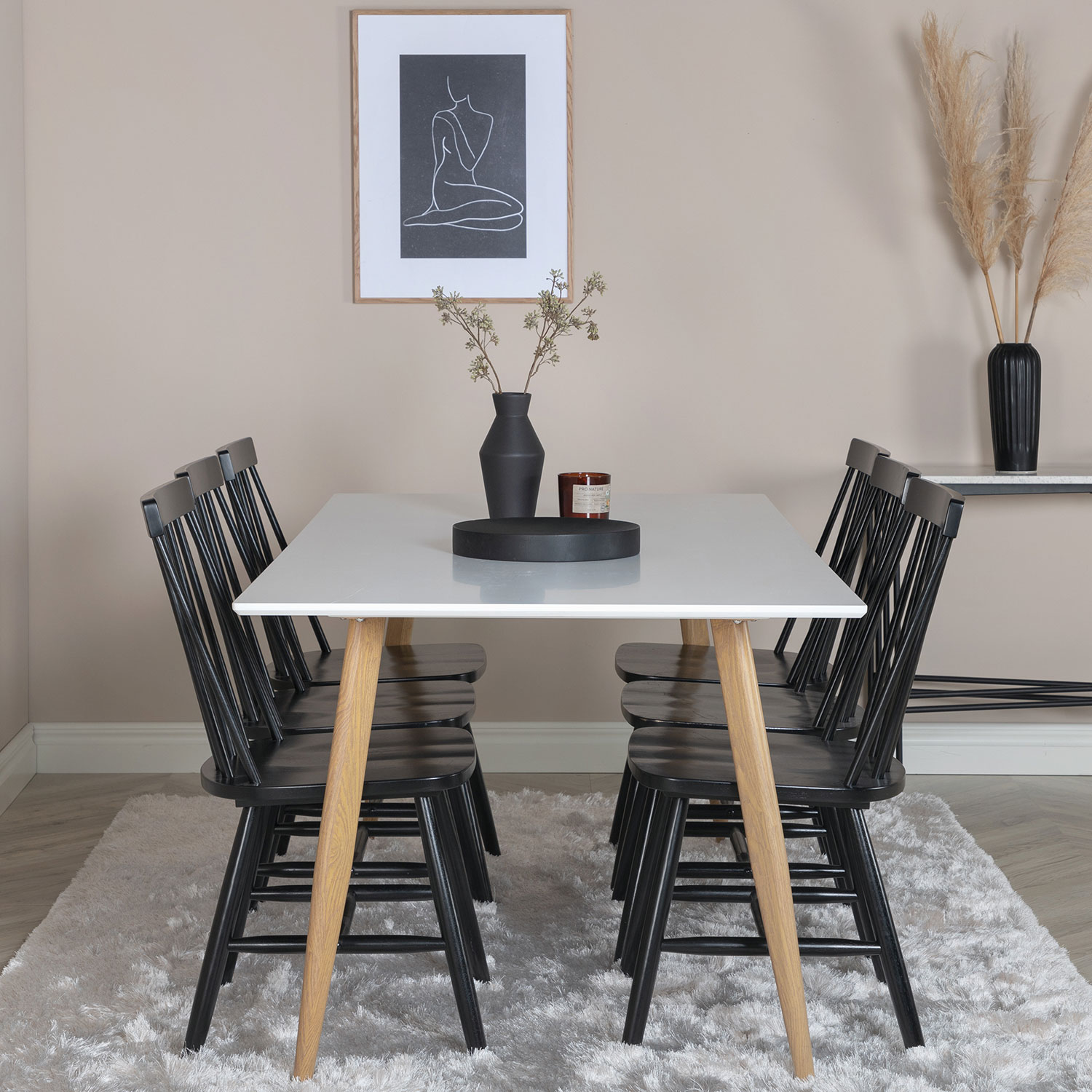 Matgrupp Venture Home Polar med 6 Lönneberga stolar