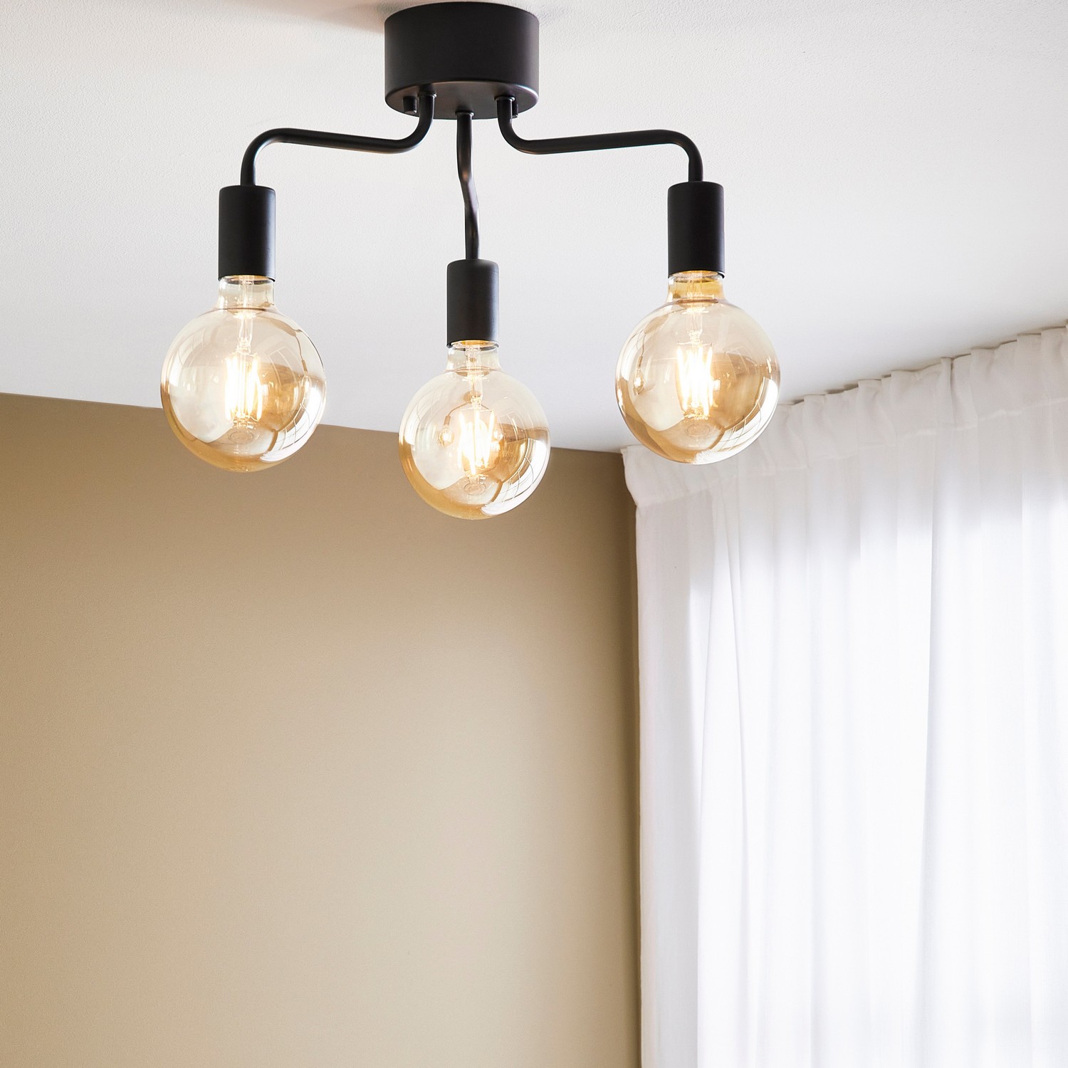 Taklampa Markslöjd Avery 3L