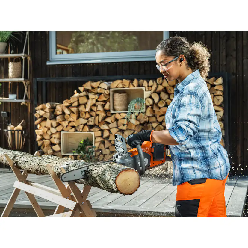 Motorsåg Husqvarna 242i Utan Batteri & Laddare