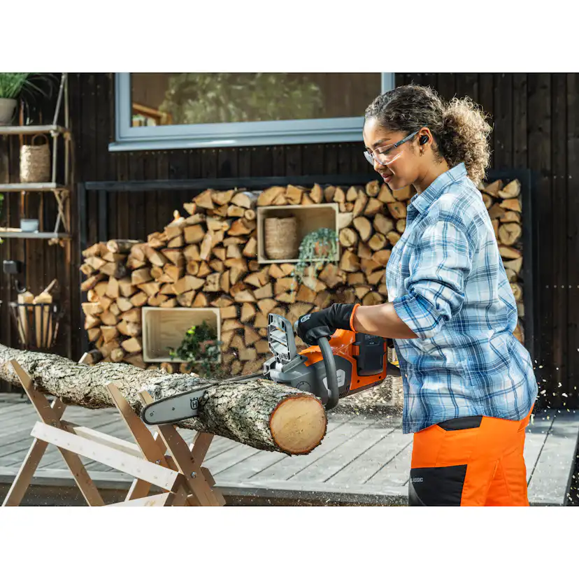 Motorsåg Husqvarna 242i Utan Batteri & Laddare