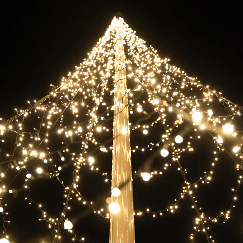 Flaggstångsbelysning Glimma 12 m 4000 LED DUOLED med app 12m, 4000 ljuskällor, DUOLED