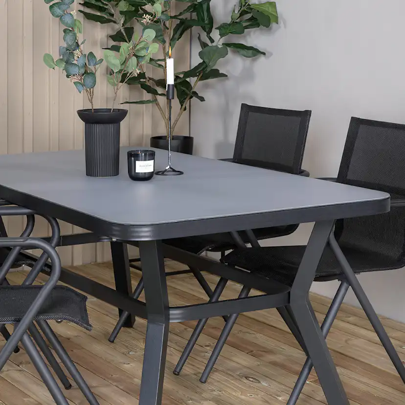 Matgrupp Venture Home Vyn Svart med 4 Anve Matstolar