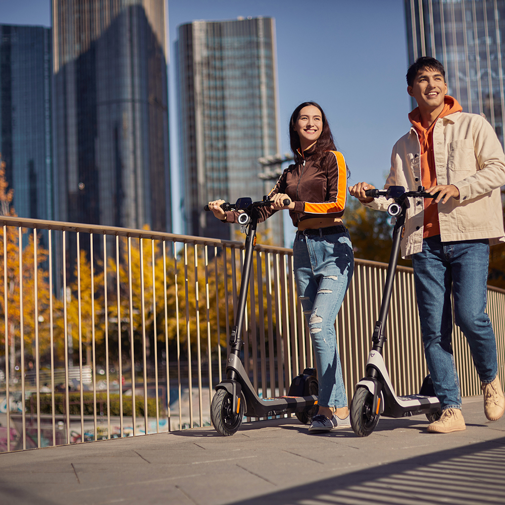 Elscooter NIU KQi2 Pro Nordic 250W Elsparkcykel i Grå 20km/h