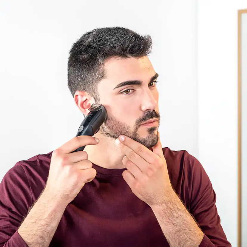 Skägg- & Hårtrimmer Taurus Hubble Zoom Sladdlös Trimmer med 12 Klippnivåer