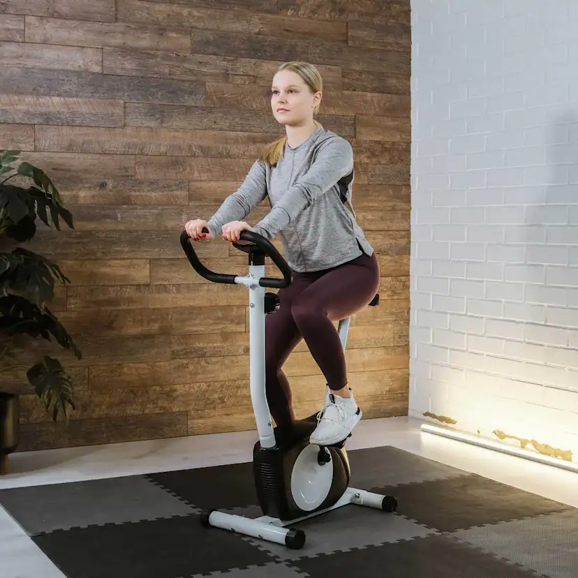 Motionscykel React V2 Med Magnetmotstånd