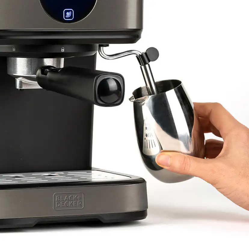 Espressomaskin Black+Decker 20 Bar med Mjölkskummare 850W 1,5L