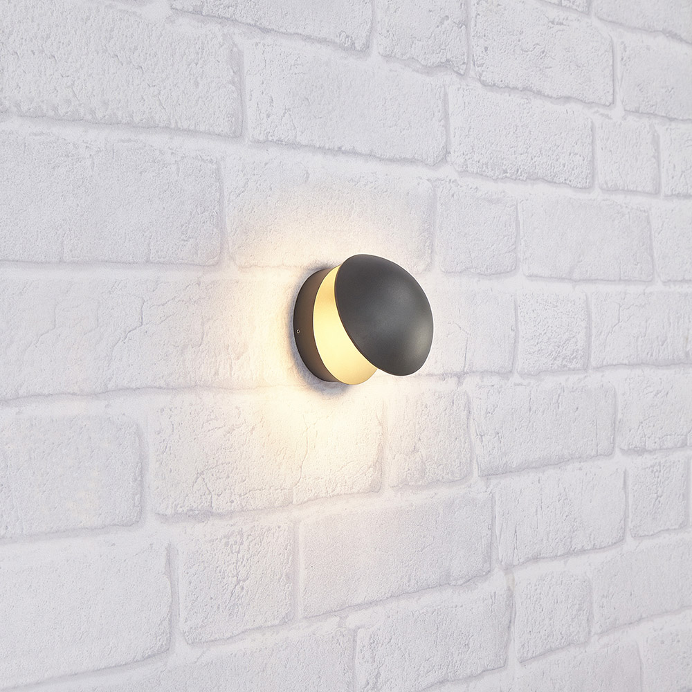 Vägglampa Markslöjd Bugsy