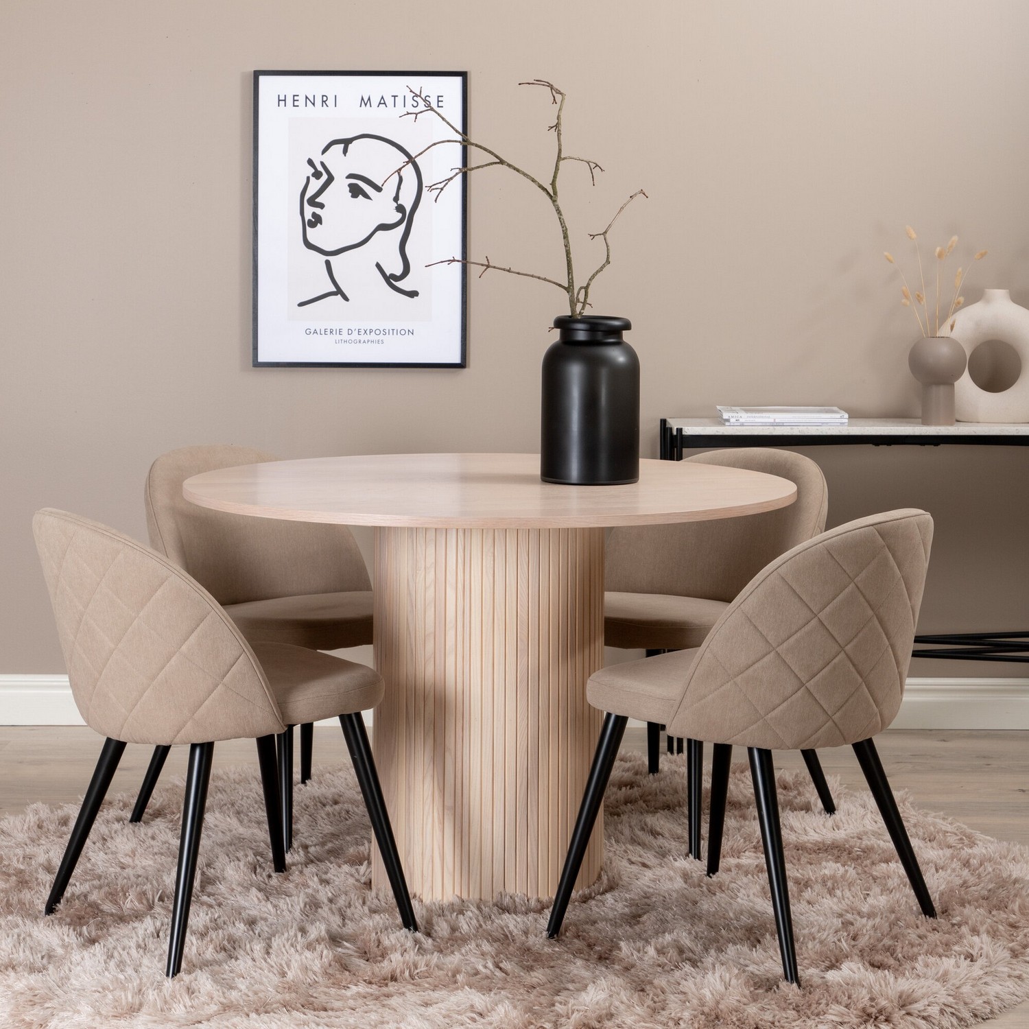 Matgrupp Venture Home Bianca Rund med 4 Valentina Stitcthes Stolar Polyester