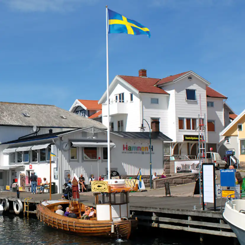 Flaggstång Formenta ISS med Vev och Lås
