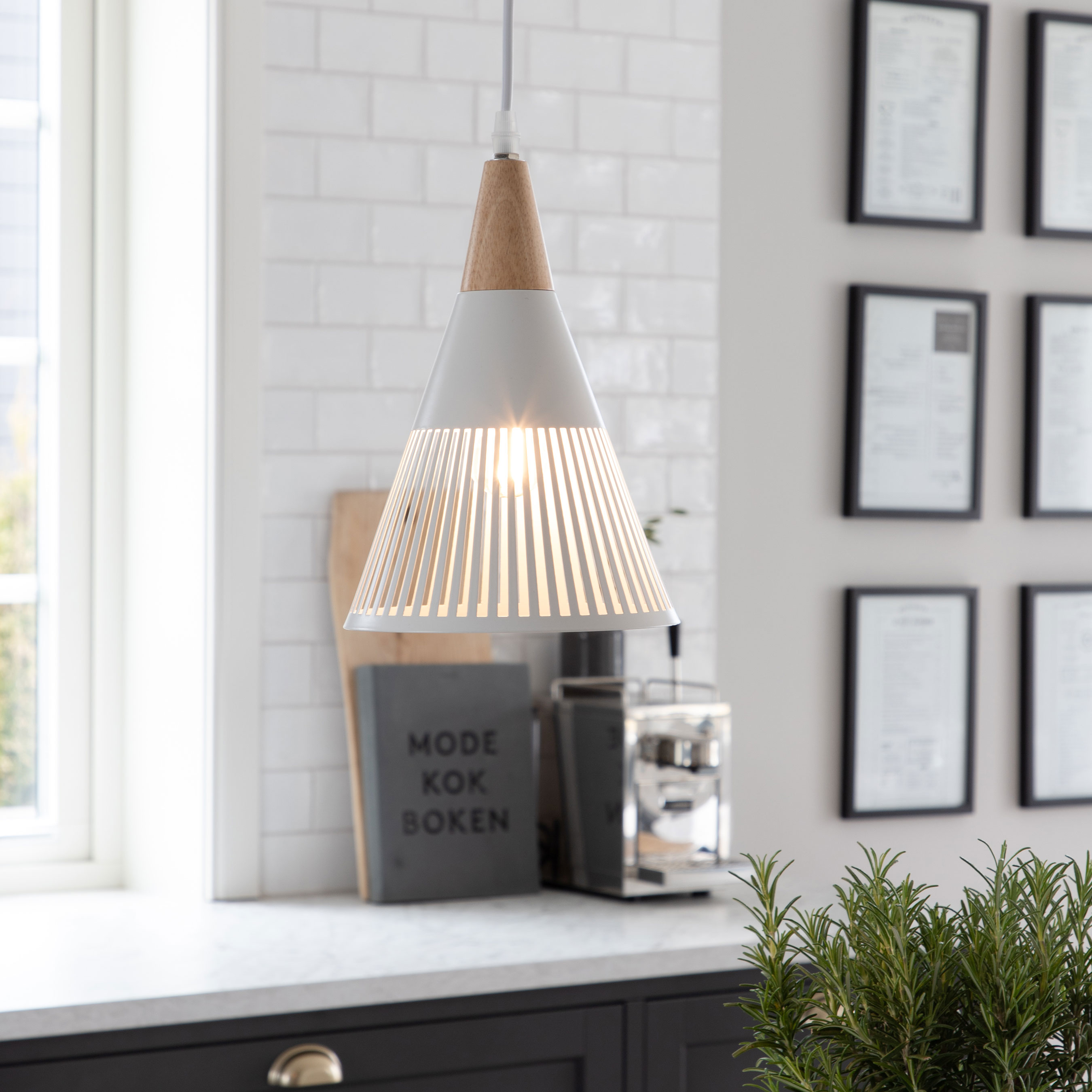 Taklampa Venture Home Gabriel