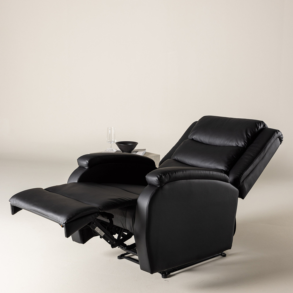 Fåtölj Venture Home Bengt med Fotpall