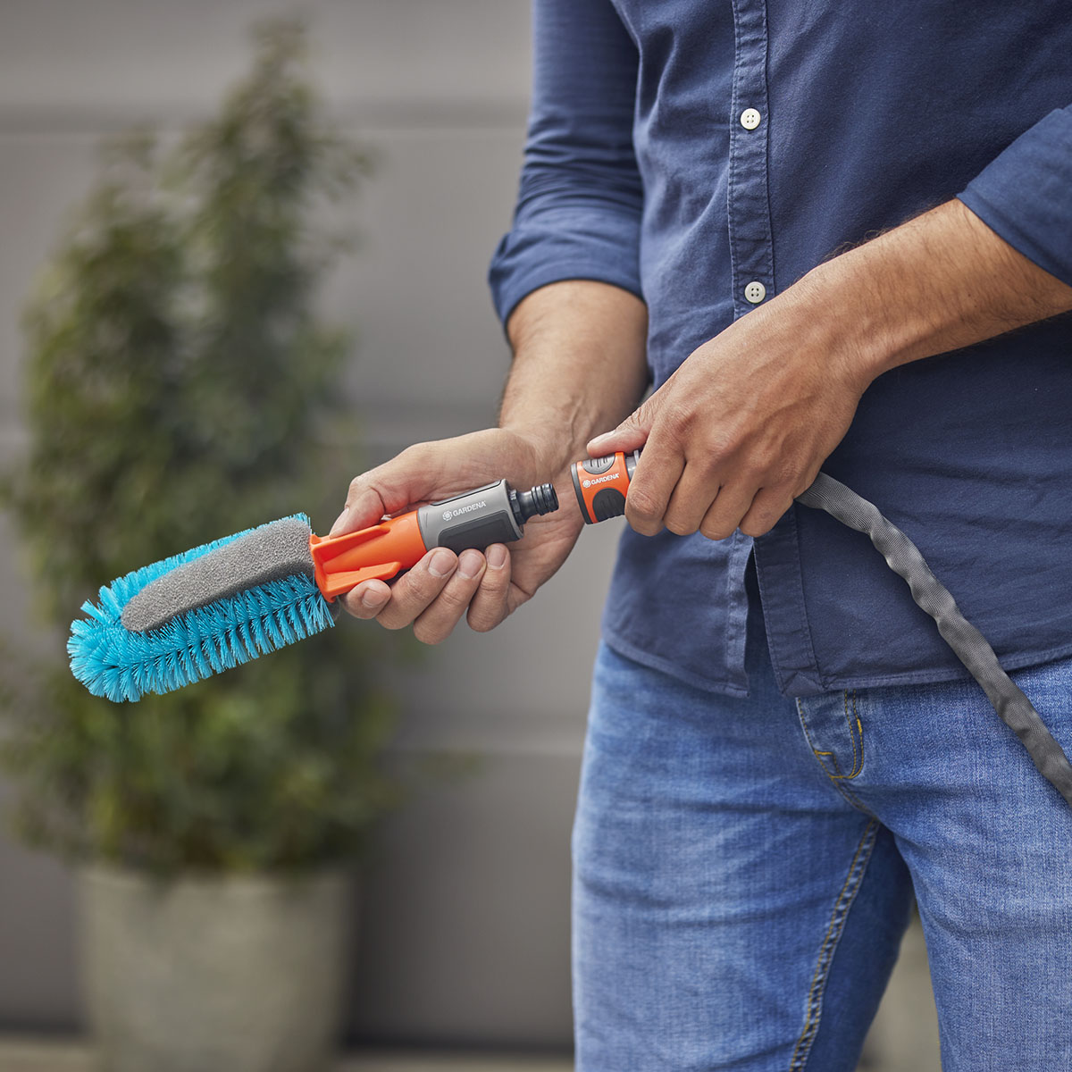 Cykeltvättborste Gardena Cleansystem Set med Textilslang Liano Life 15 m