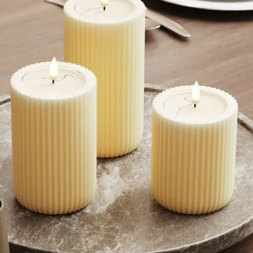 LED-Blockljus UNIQUE Candles Stripe 8x15 cm