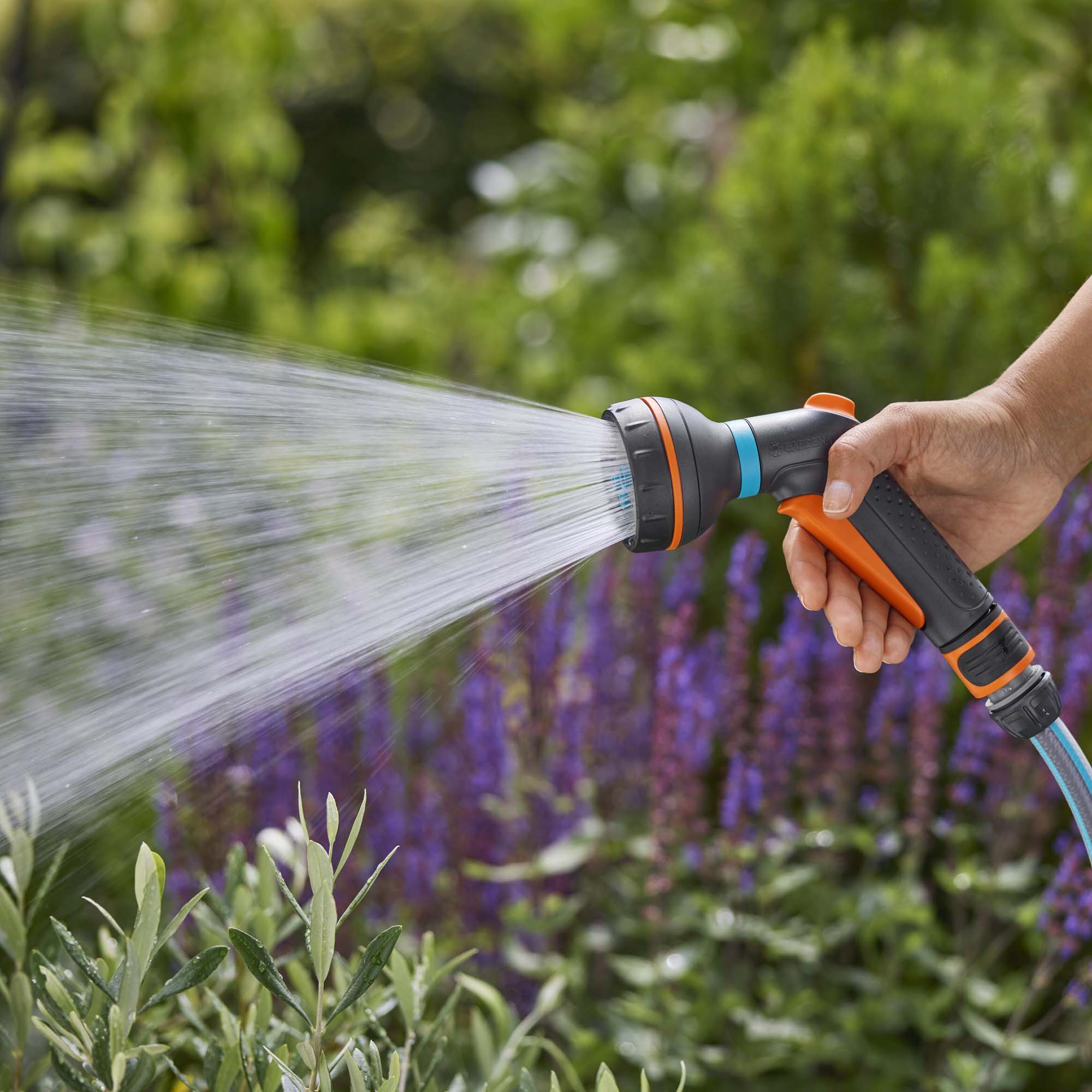 Bevattningspaket Gardena Slangbox L 25 m Turkos Med Vattenspridare & Sprinklerpistol