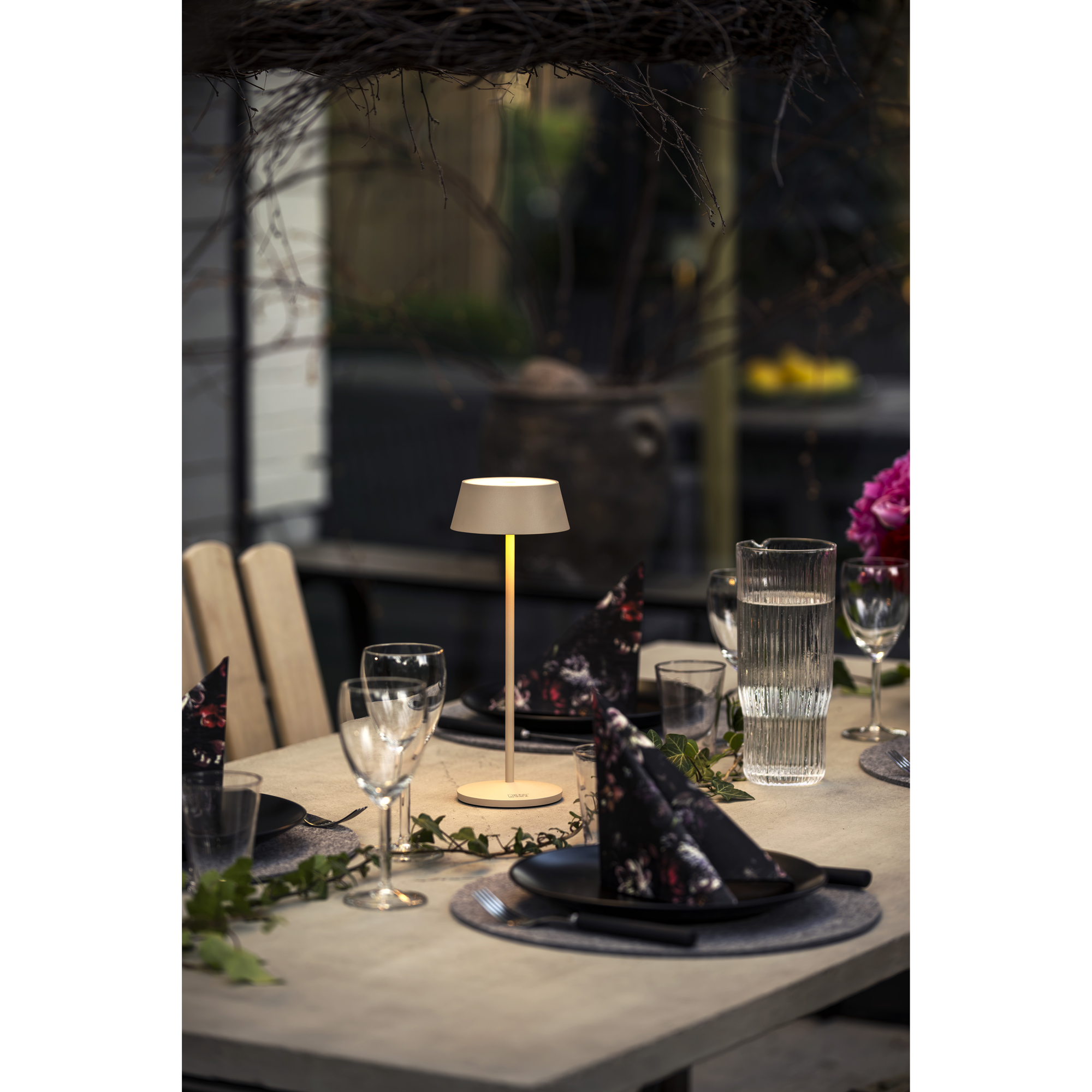 Bordslampa Gnosjö Konstsmide Menton USB Portabel