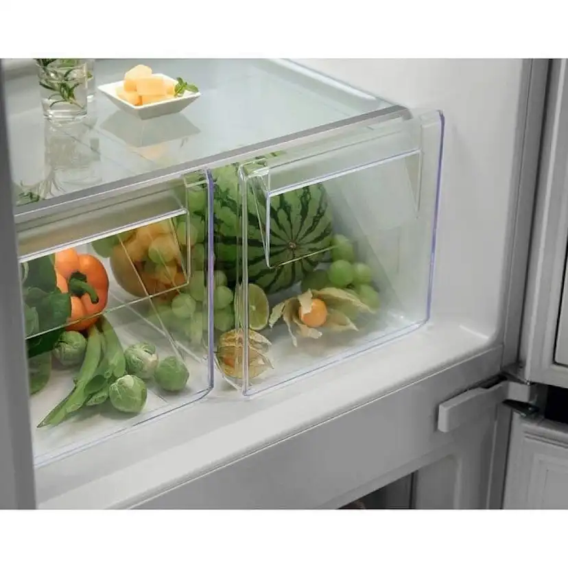 Kombinerad Kyl/Frys Electrolux Serie 700 ENA7NE18S Integrerad