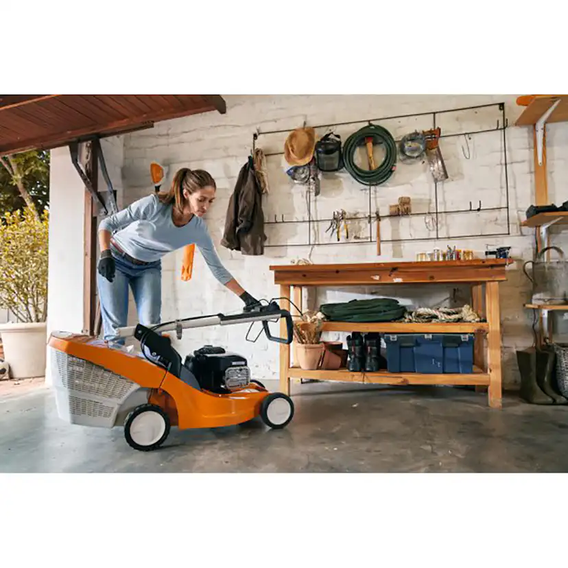 Gräsklippare STIHL RMA 448.2 PV med Batteri & Laddare