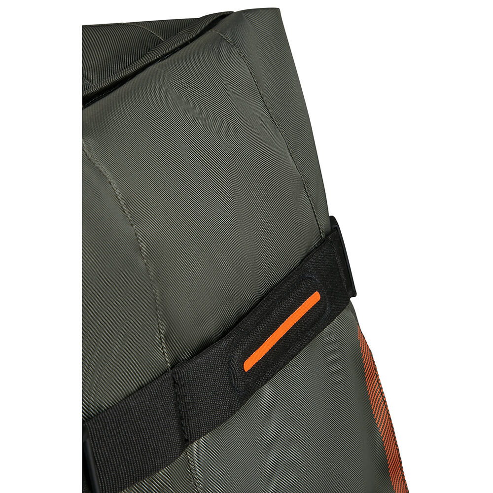 Duffelväska American Tourister Urban Track Duffle/WH Large