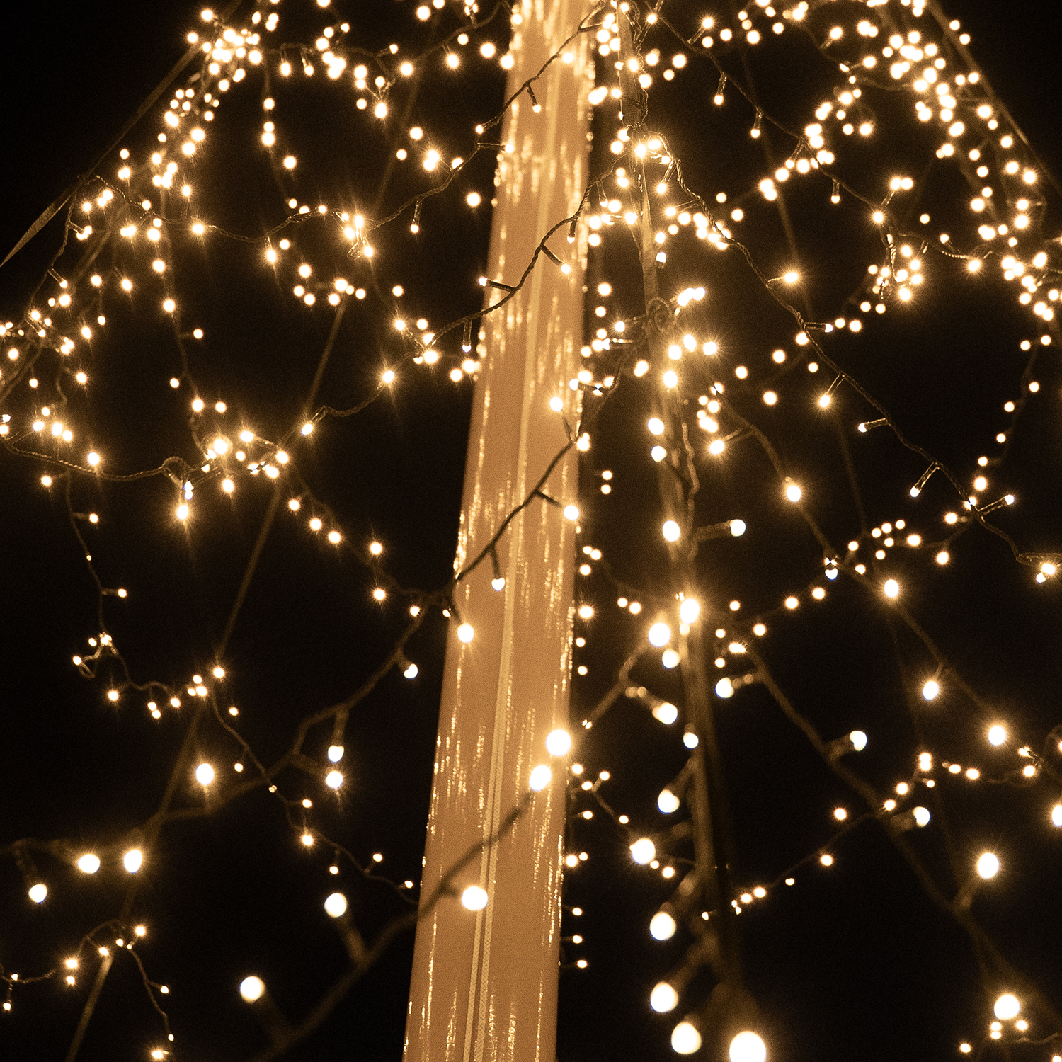 Flaggstångsbelysning Glimma 7 m 1520 LED Varmvit 7 Meter, 1520 ljuskällor, LED