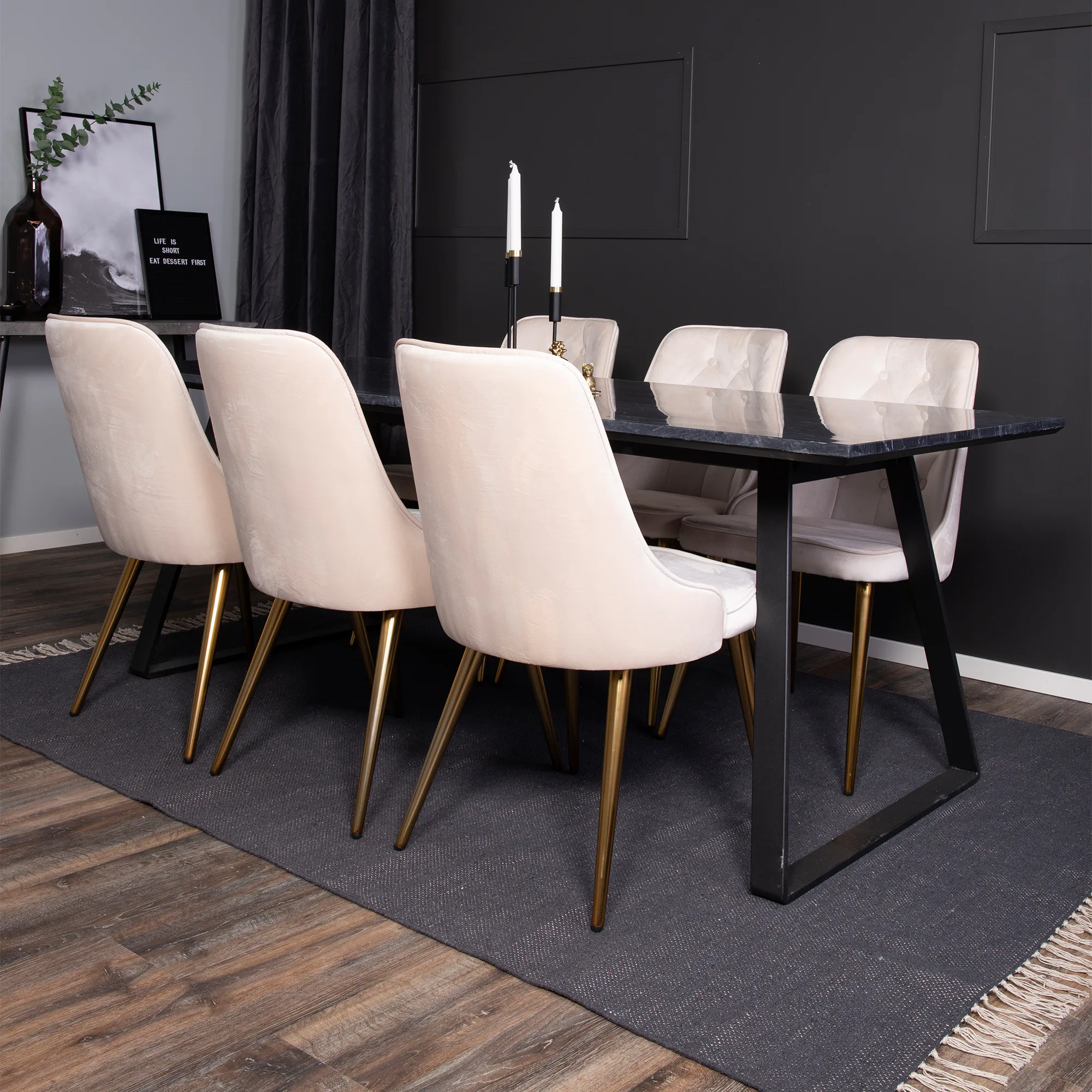 Matgrupp Venture Home Estelle 200 med 6 Vera Stolar Sammet