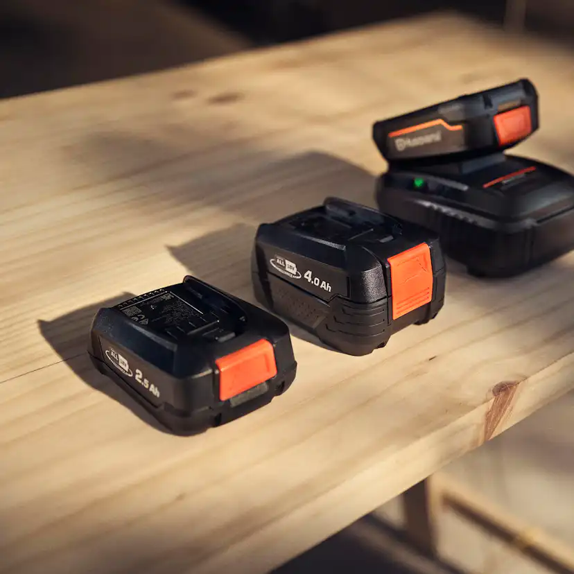 Stångsåg Husqvarna Aspire™ PE5 Med Batteri och Laddare