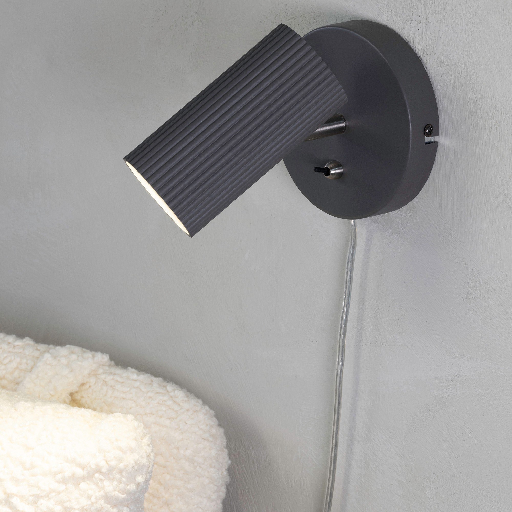 Vägglampa Markslöjd Costilla 1L