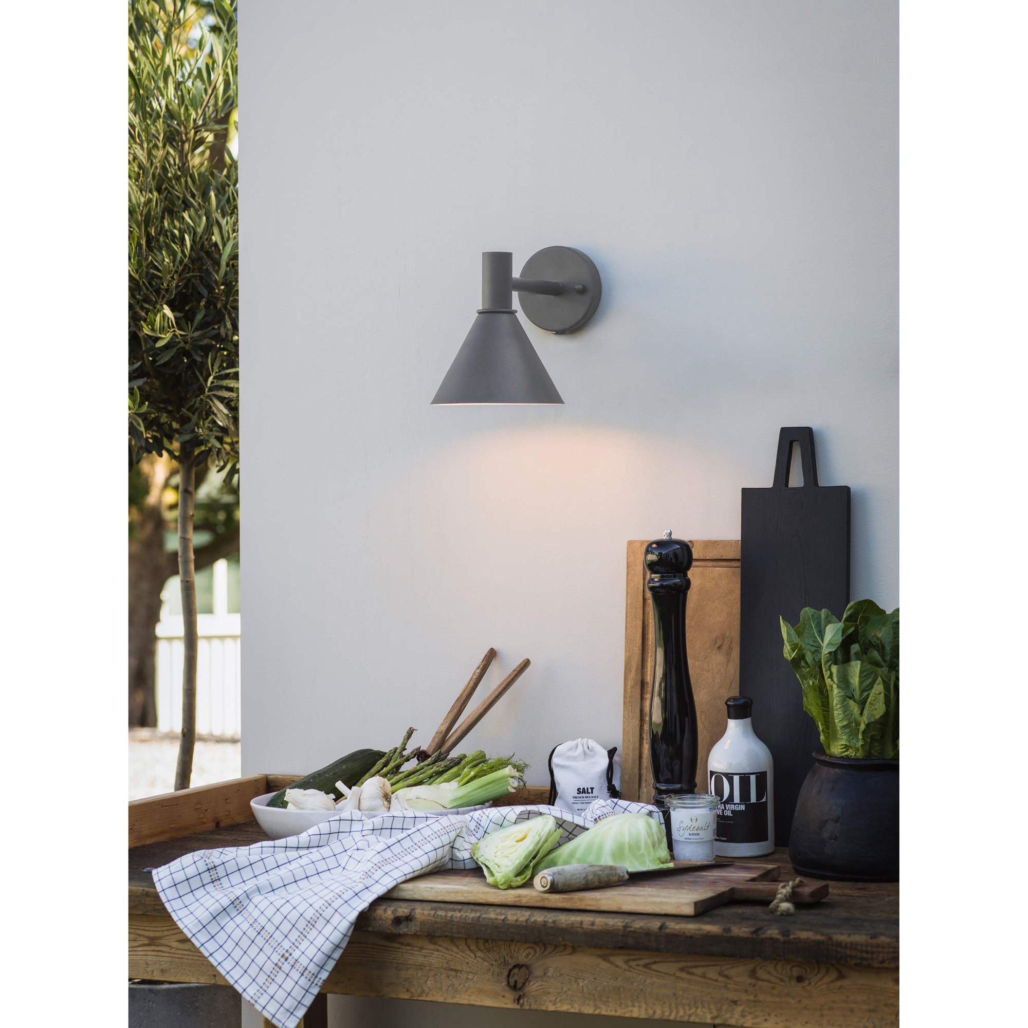 Vägglampa PR Home MiniTripp 230V IP44 30 cm