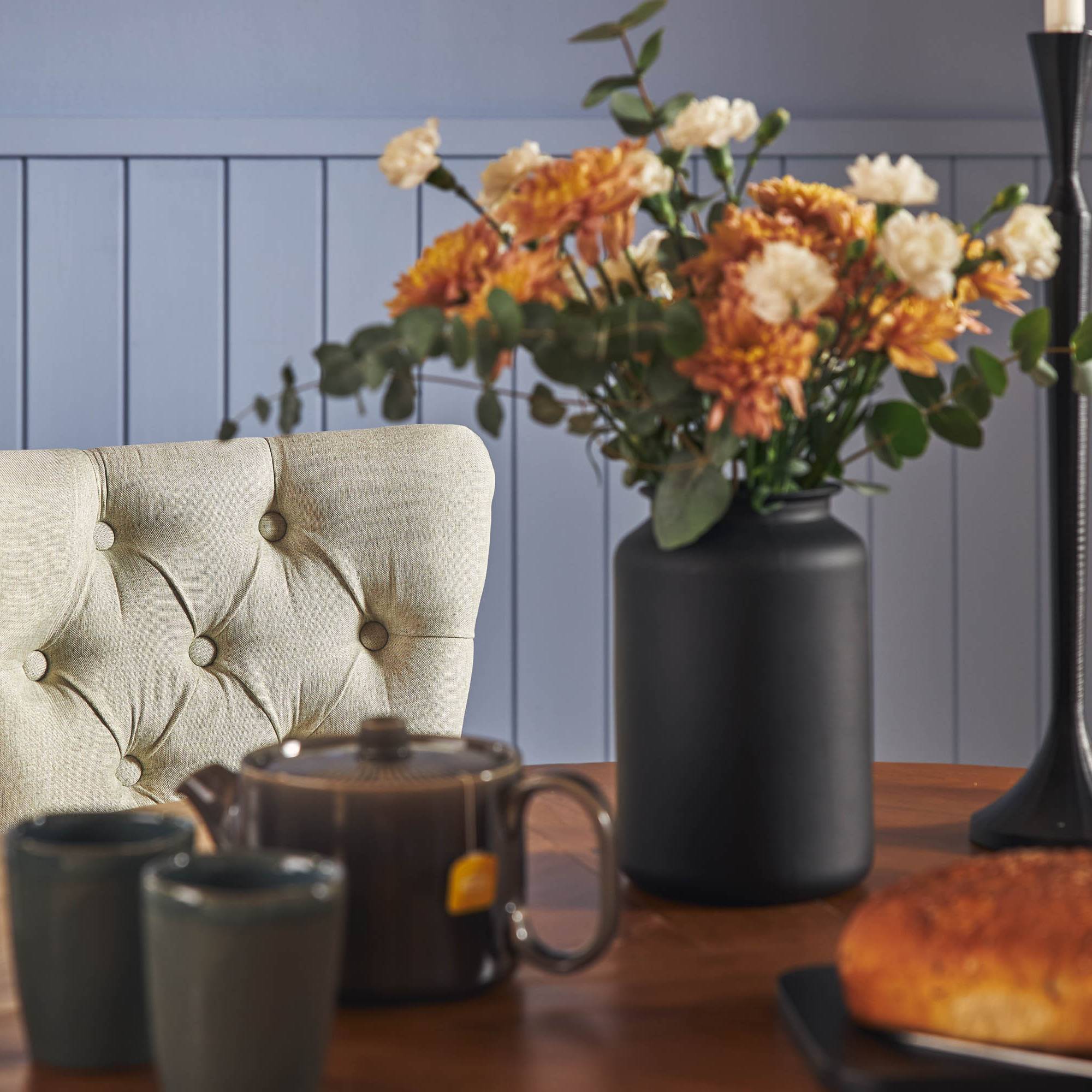 Matgrupp Bloomington Lyon Runt Matbord 120 cm med 4 Bergviken Matstol