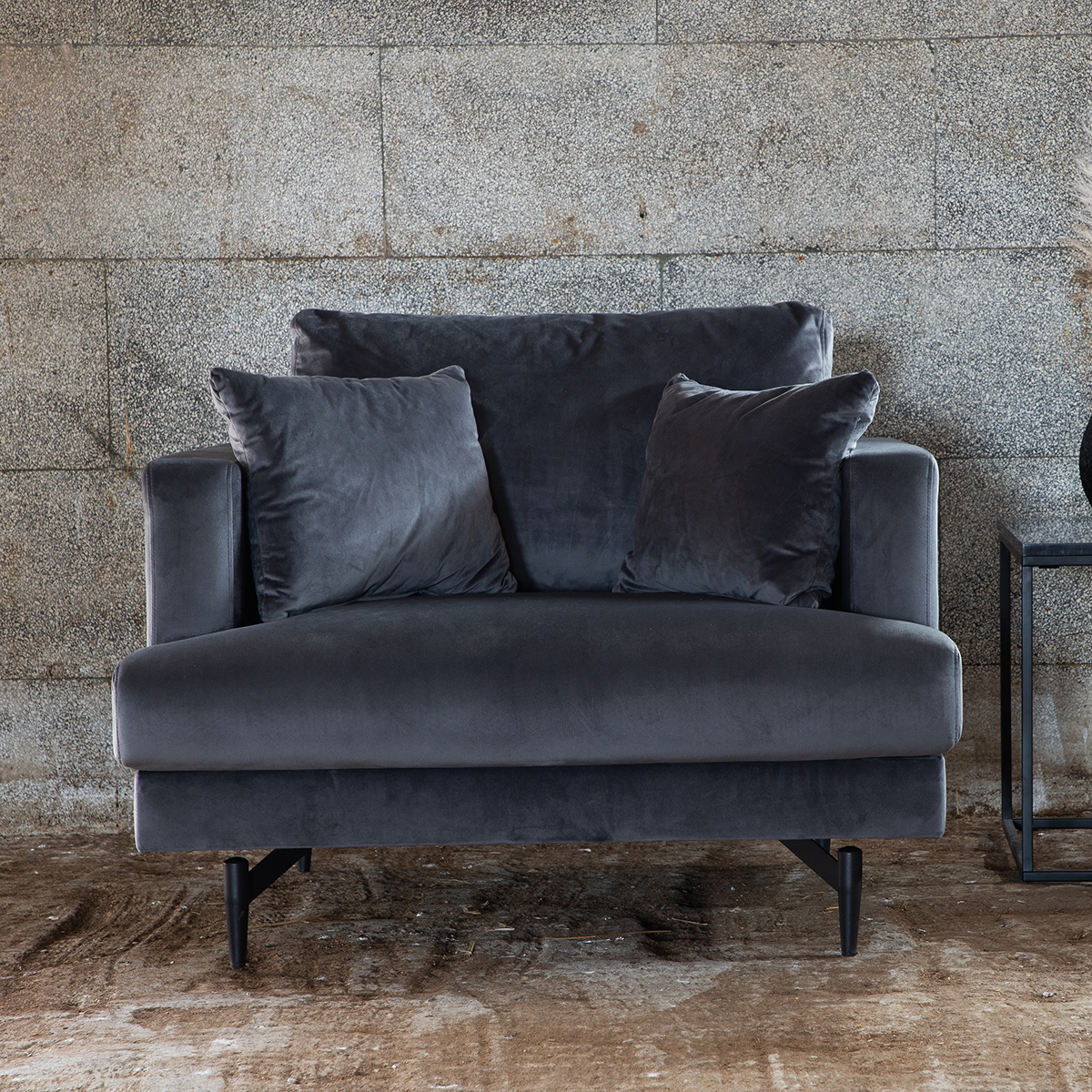 Fåtölj Venture Home Sofia Sammet