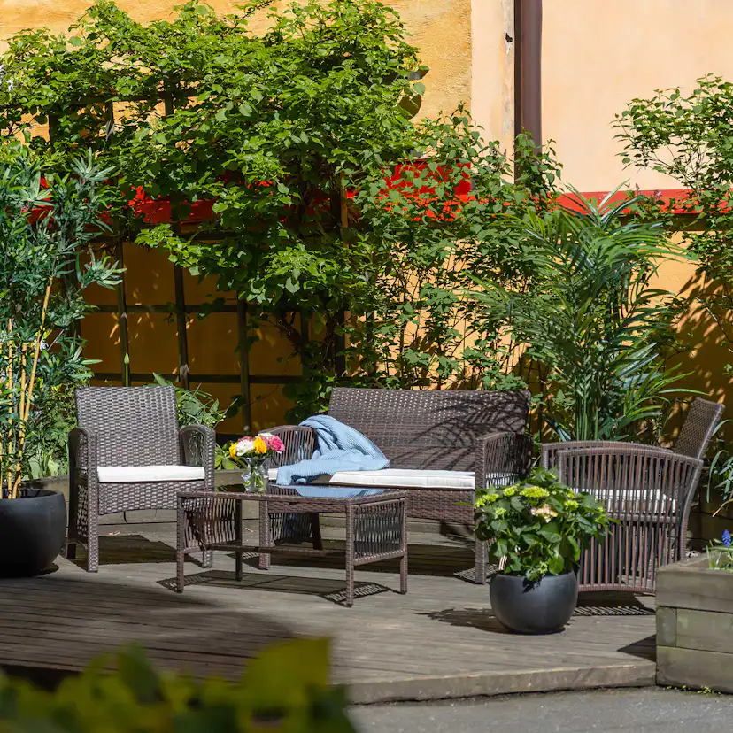 Loungegrupp Lyfco Dalsjö - Set med Utemöbler i Konstrotting med Glasbord