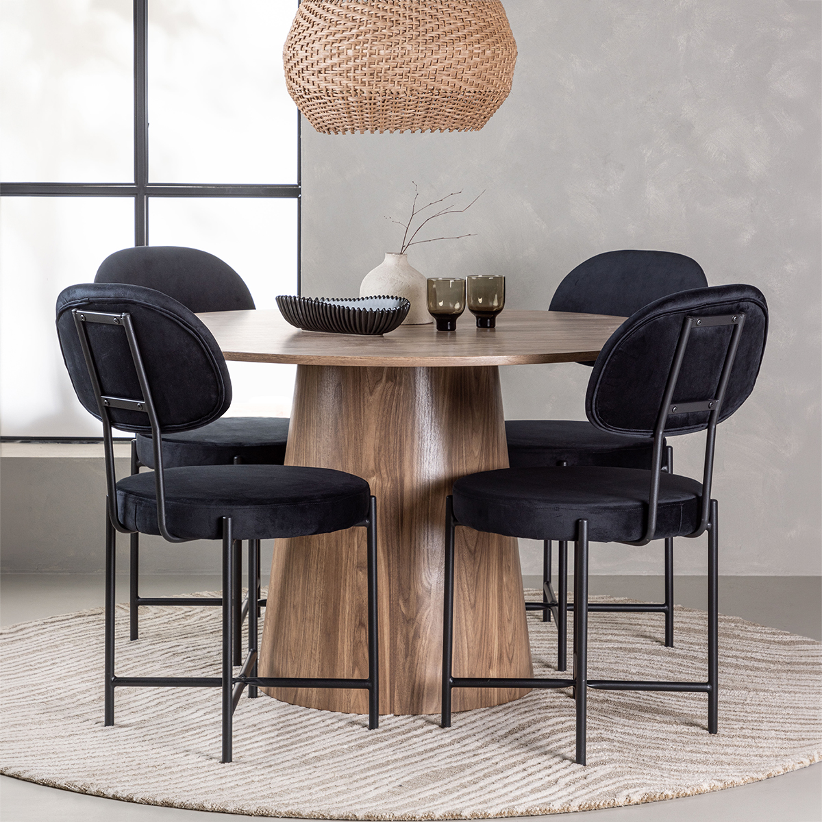 Matgrupp Venture Home Lanzo Runt Matbord Ø120 cm & 6 Stella Stolar