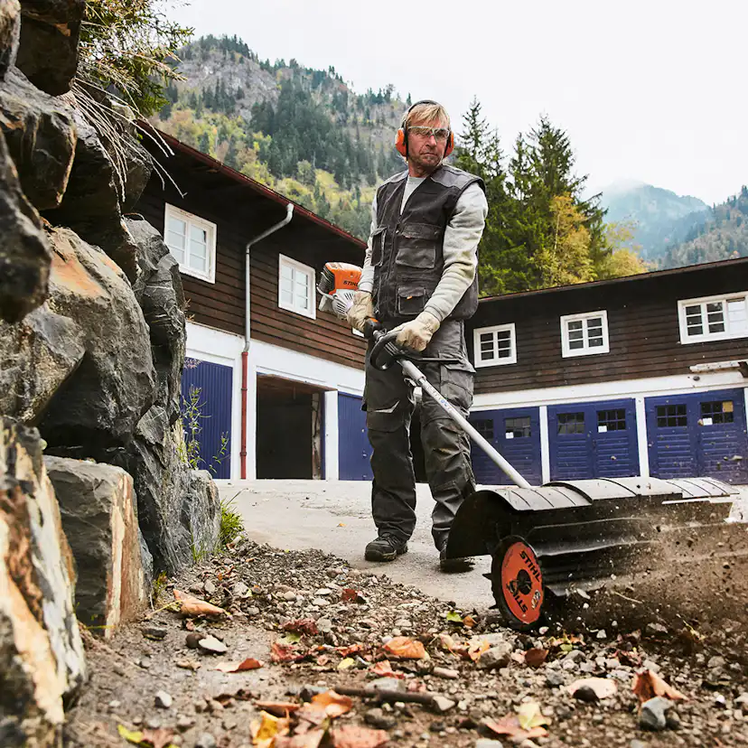 Kombimaskin STIHL KM 131 R