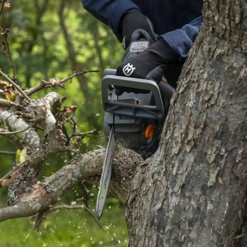 Motorsåg Husqvarna Aspire C15X med Batteri & Laddare