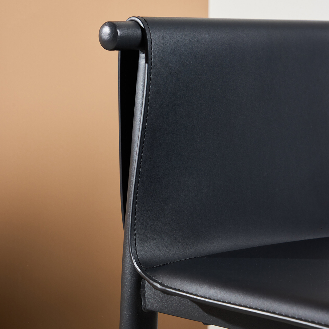 Fåtölj Vind Bjäre Konstläder