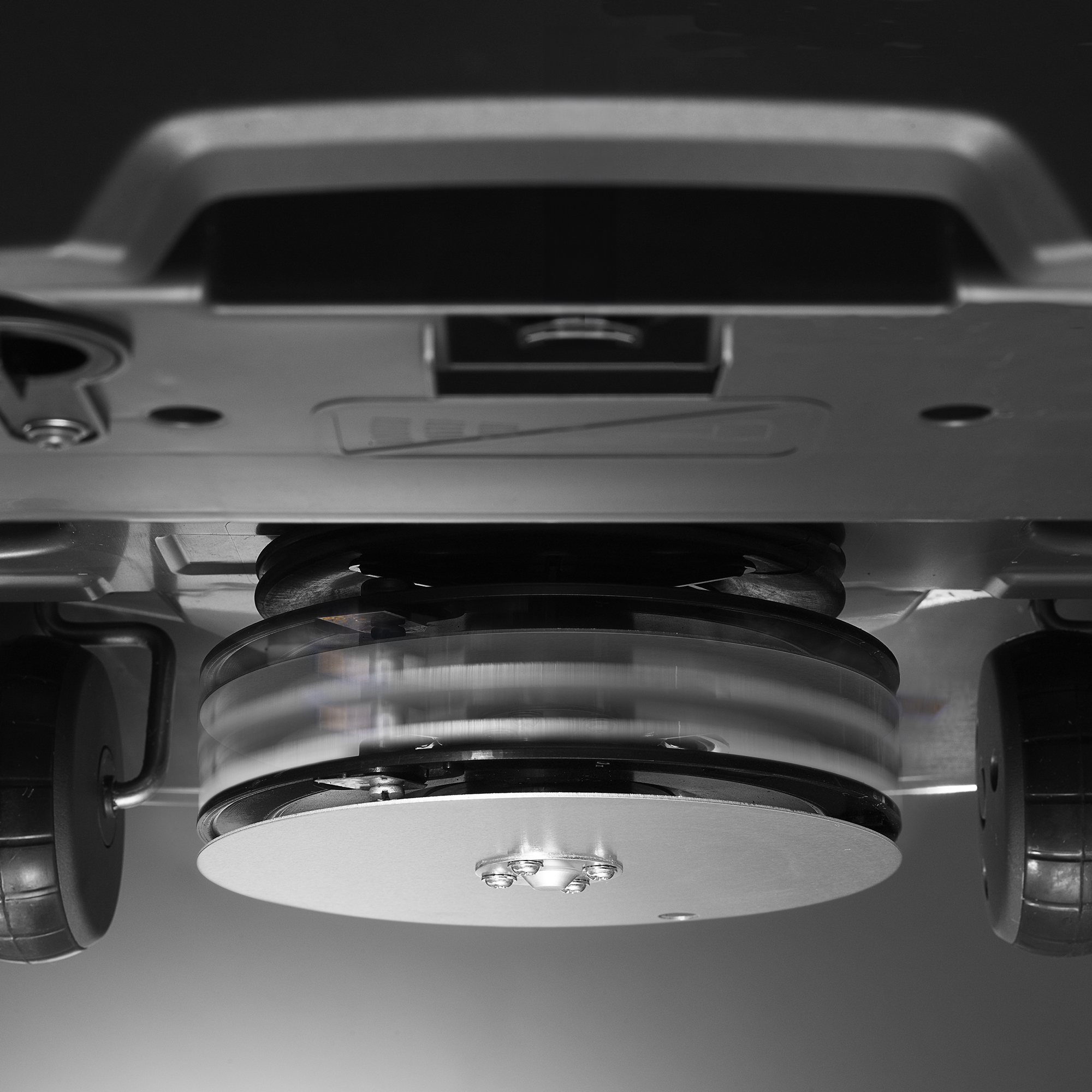 Robotgräsklippare Husqvarna Automower® 305E NERA