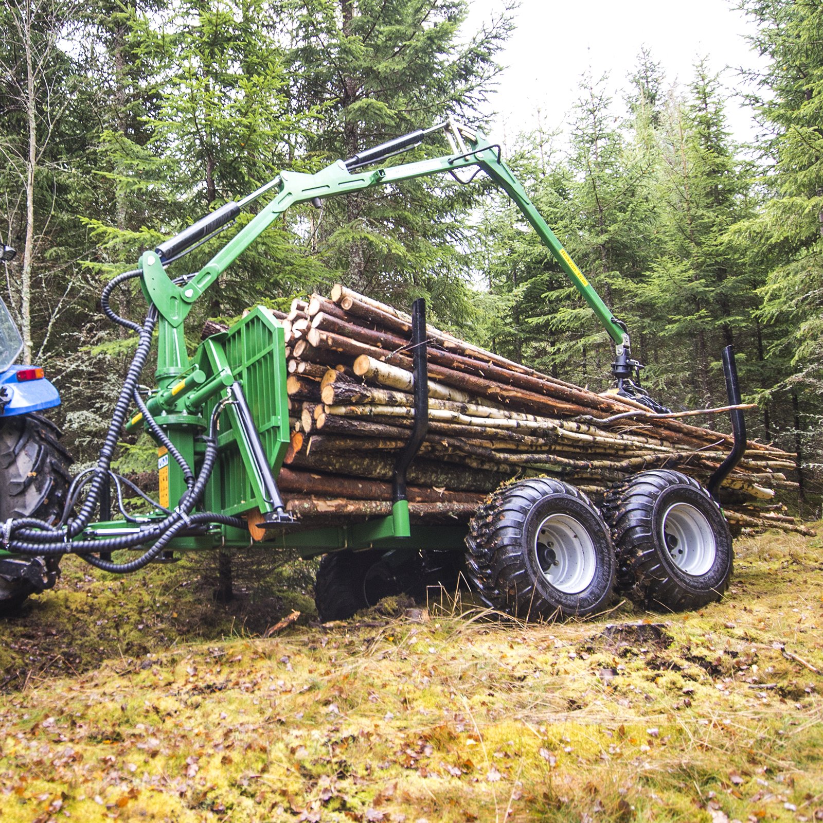 Skogsmaskiner & skogsverktyg