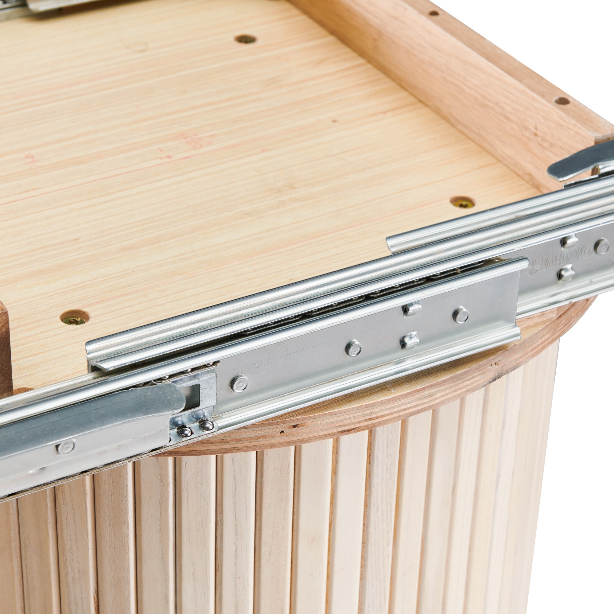 Matbord Bark Kopparbo Runt Bord 106-156 cm med Illäggsskiva