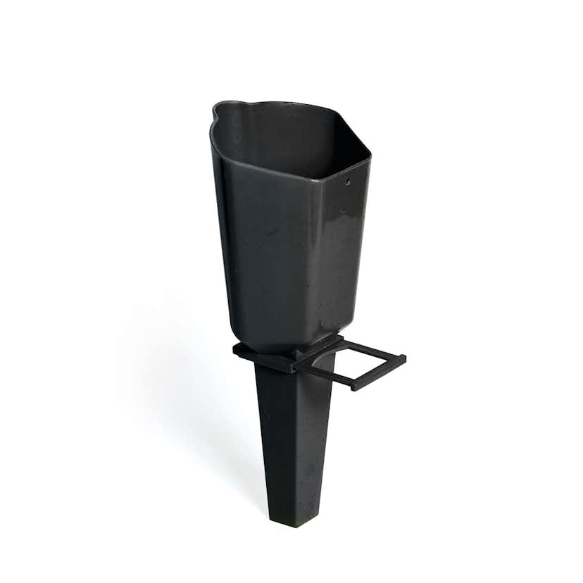 Skopa Nelson Garden för Foder