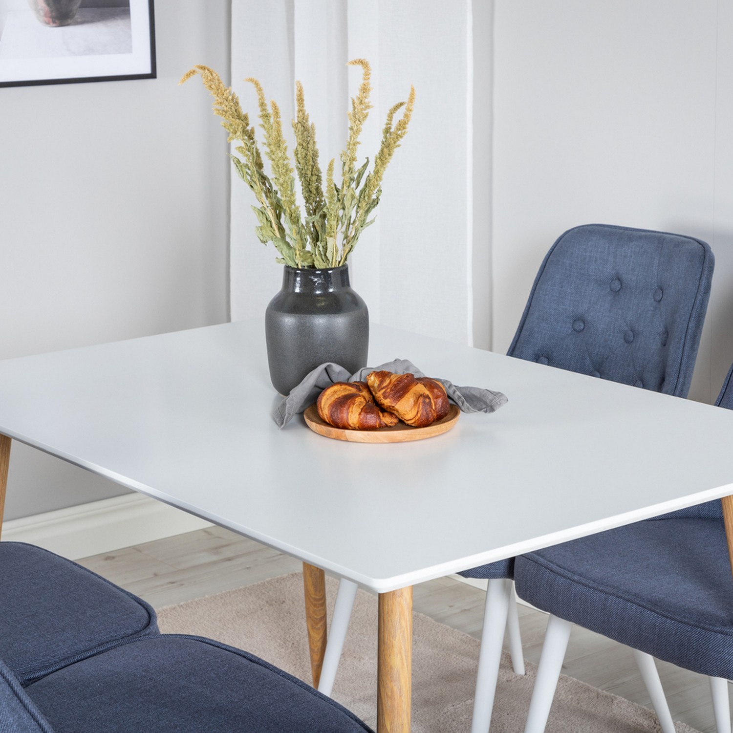 Matbord Venture Home Polar 120 cm