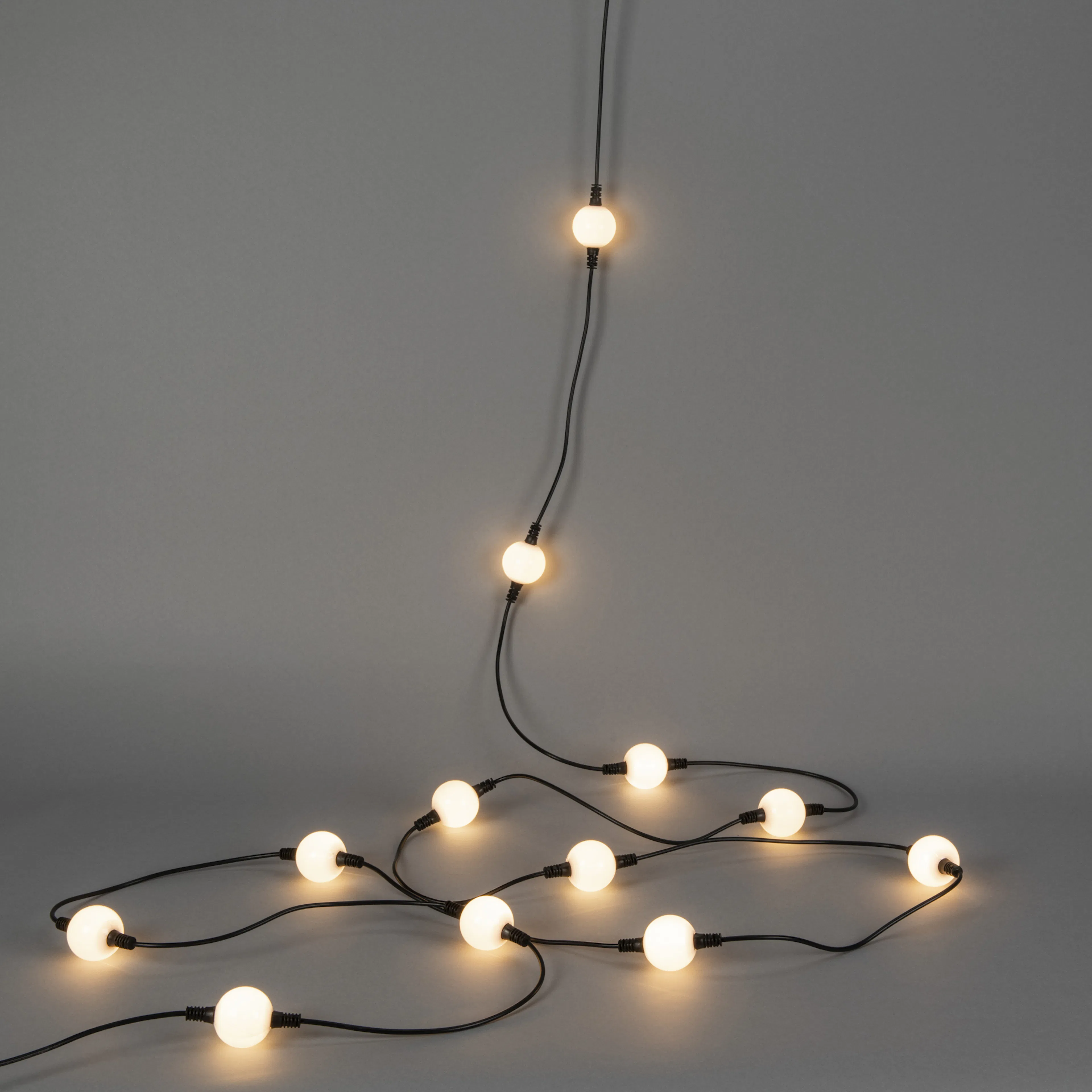 Ljusslinga Gnosjö Konstsmide 30st LED-opallampor Varmvit 2700K Utomhus