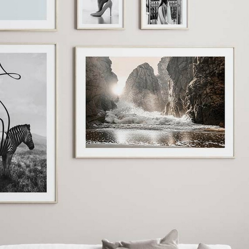 Poster Gallerix Waves Between Rocks