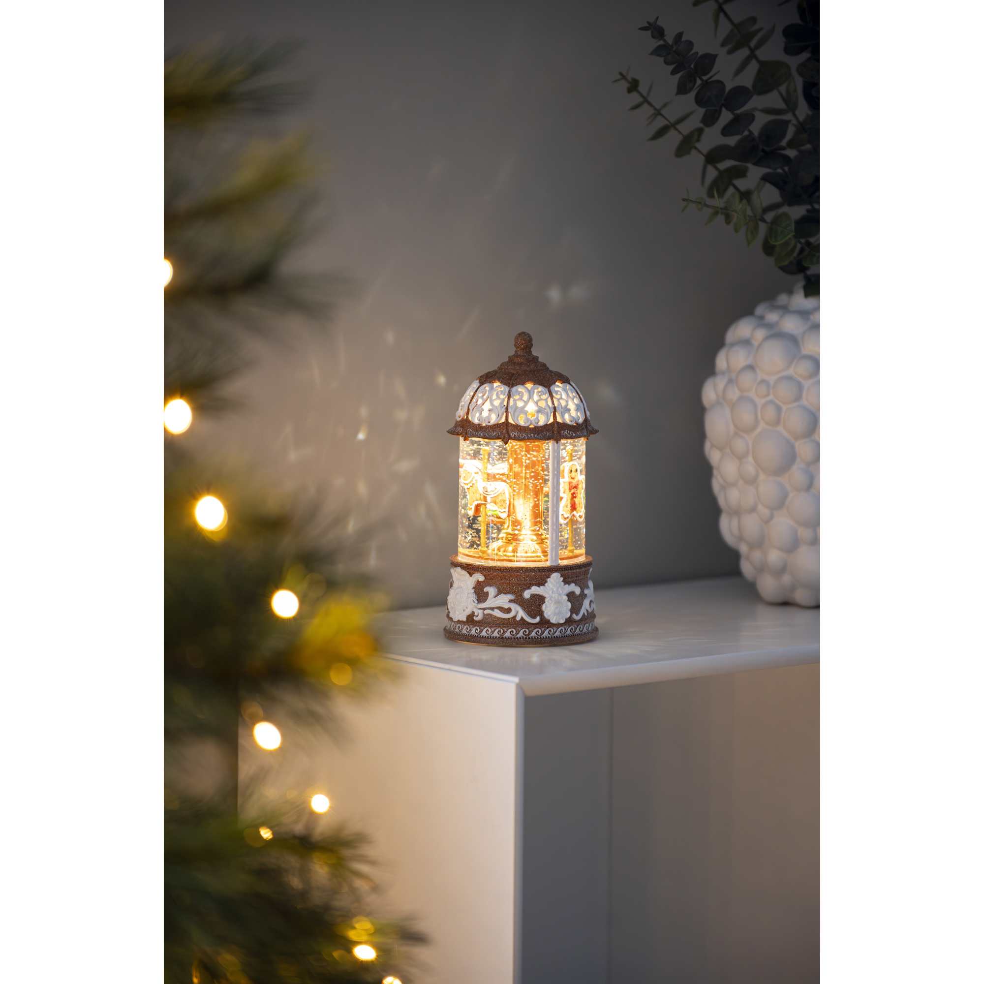 Snöglob Gnosjö Konstsmide Vattenfylld lykta Karusell LED