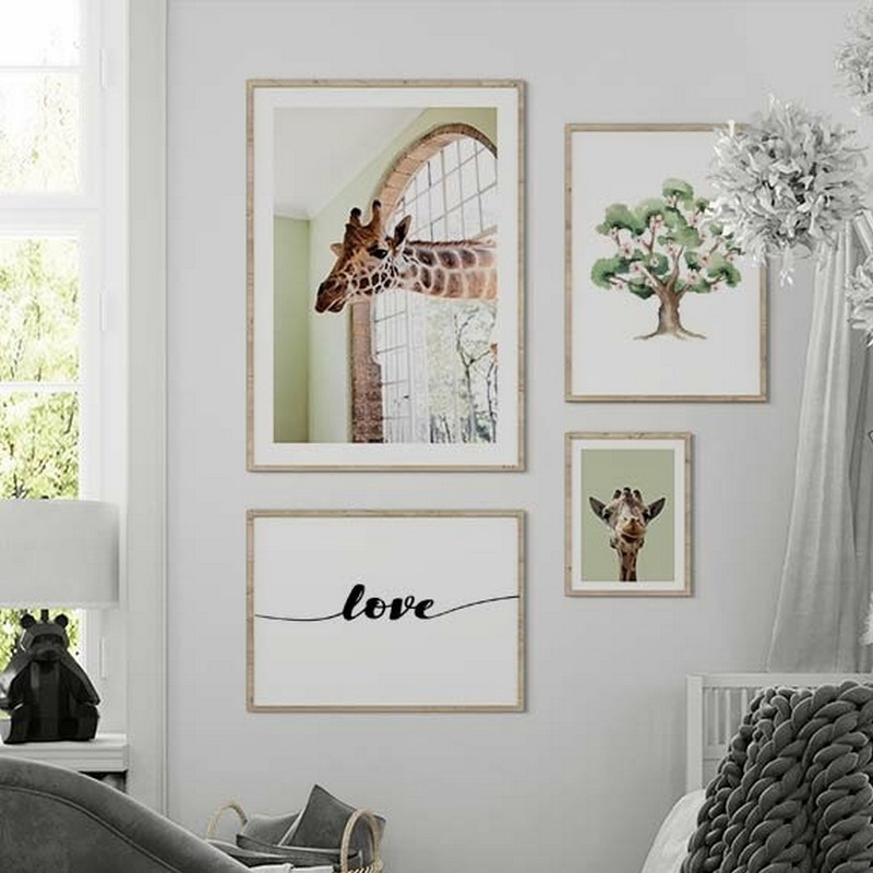 Poster Gallerix Giraffe Through Window