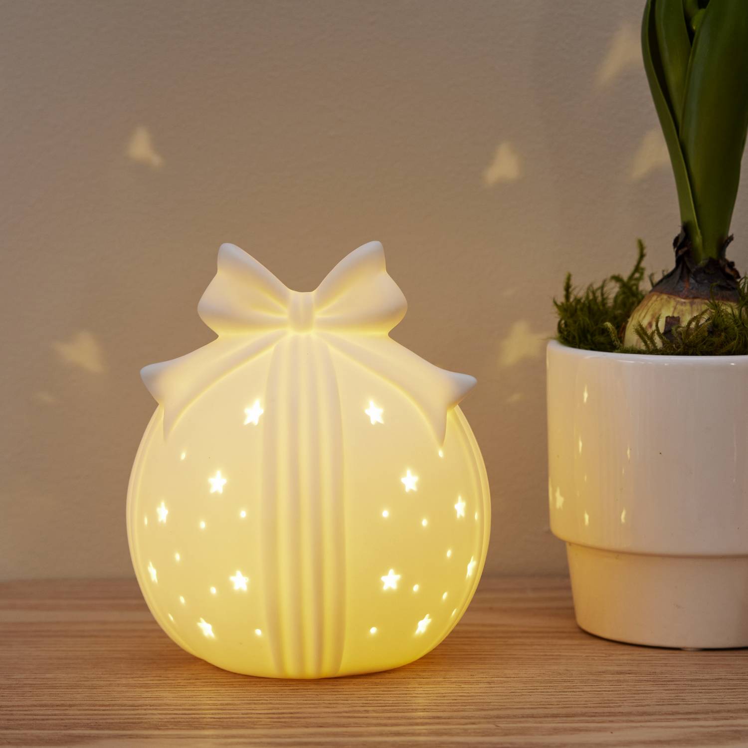 Bordsdekoration Star Trading Rozy Julpynt Porslinsdekor