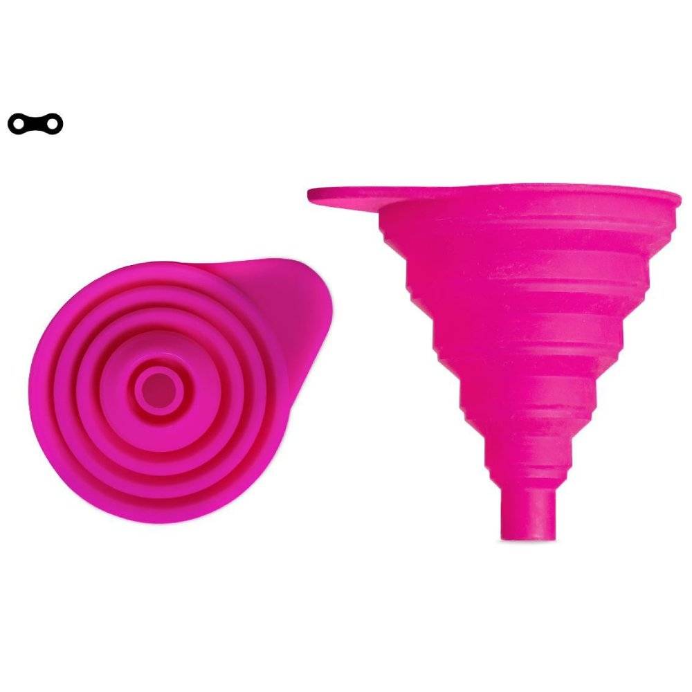 Mc Tillbehör Muc-Off Collapsible Silicone Funnel