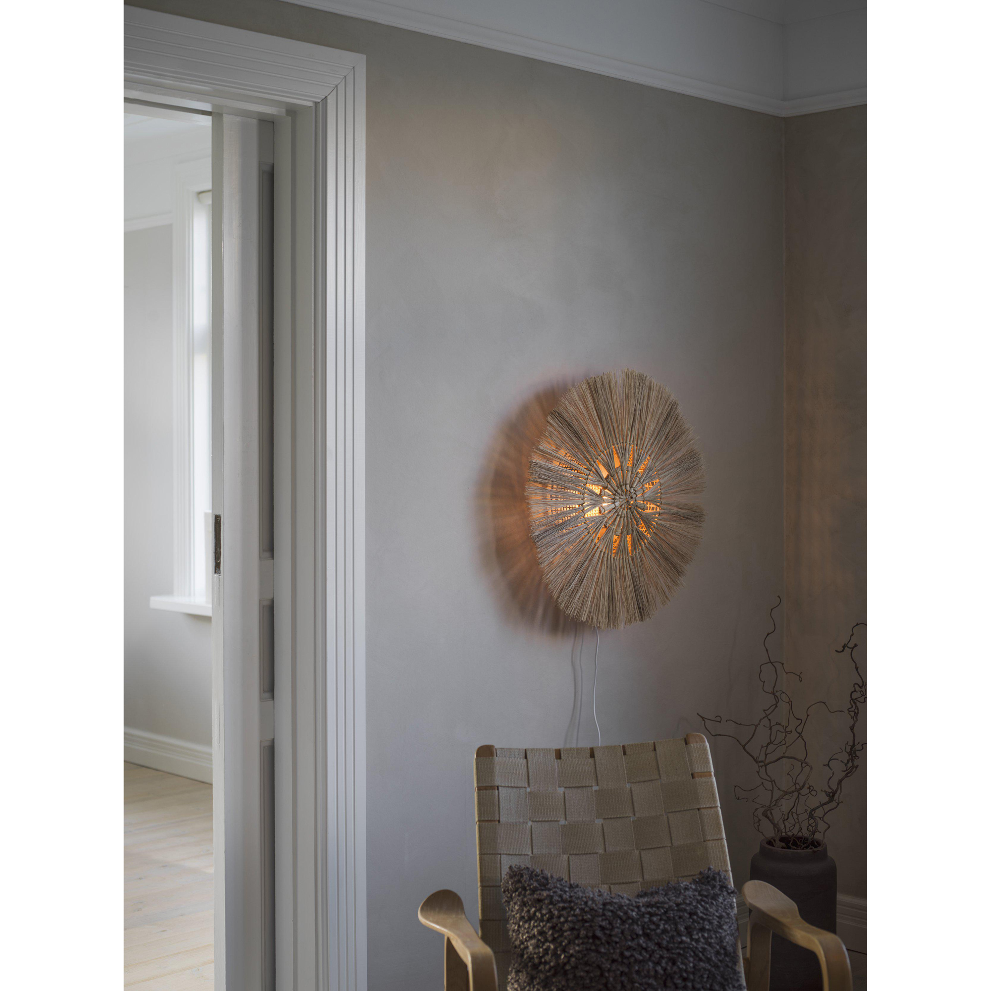 Vägglampa PR Home Amara med E14 Sladdställ