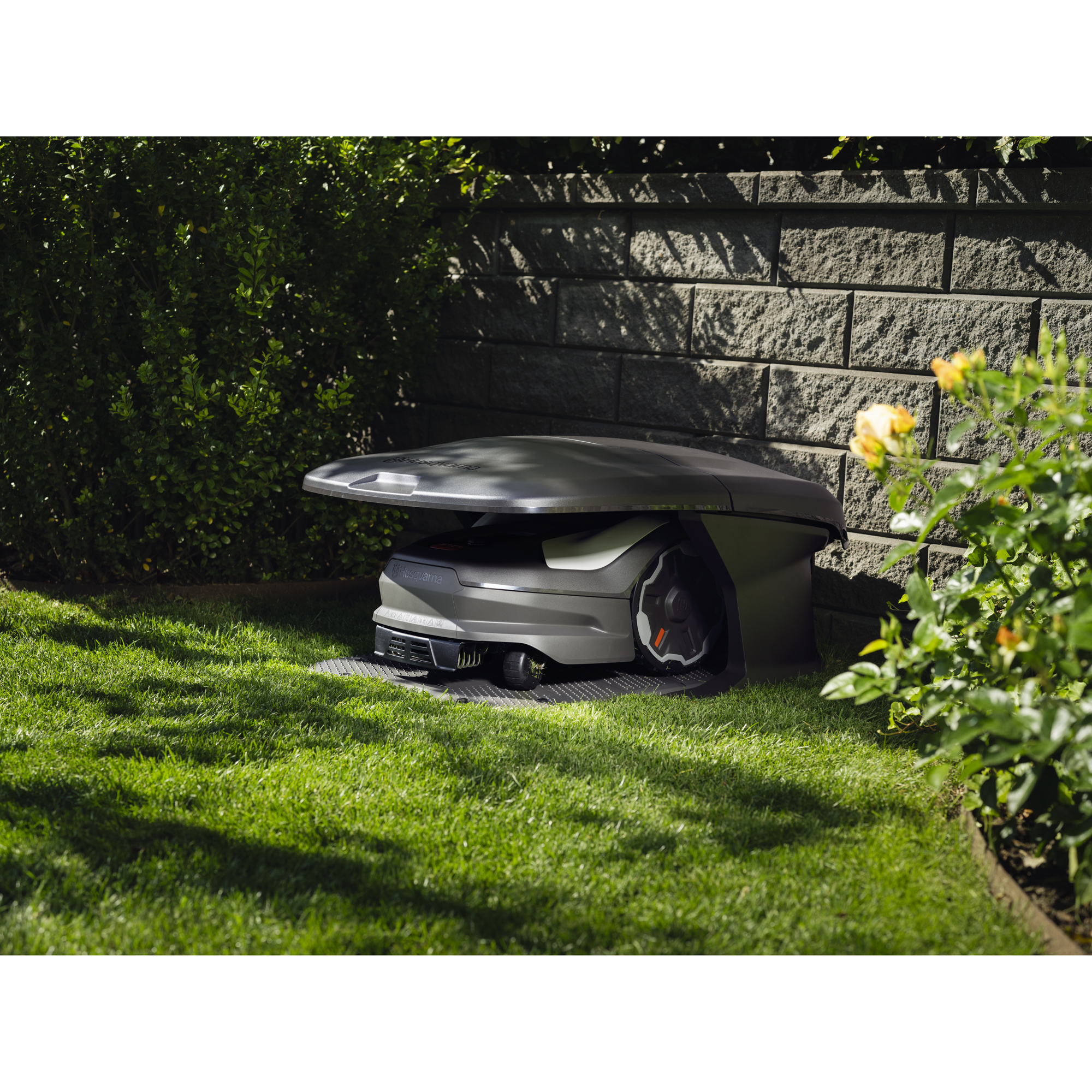 Garage Husqvarna Automower® M till Robotgräsklippare